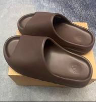全新Adidas originals Yeezy Slide 百搭 EVA一字拖鞋 男女同款 Slippers for both men and women