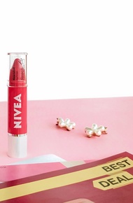 NIVEA Lip Care & Color with natural oils / Lip Crayon poppy Red