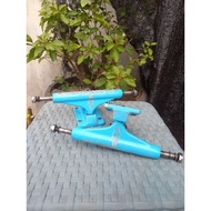 SKATEBOARD TRUCK INDEPENDENT DOUBLE HOLLOW 139 SECOND