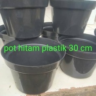 Baru!!!!!! 1 Lusin Pot Plastik Hitam 30 / Pot Bunga Pot Bibit Pot