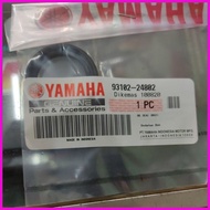 ◧ ◺ Oil Seal Pulley side Aerox