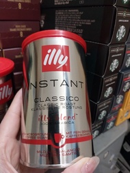 $100／2樽，Illy 的Classico 即溶咖啡粉。 
品牌與款式： illy Classico 中度烘焙即溶咖啡。 
特色： 使用100% 阿拉比卡咖啡豆，混合微研磨咖啡粉以增強香氣。 
風味