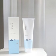 Round Lab Dokdo Cleanser 240ml