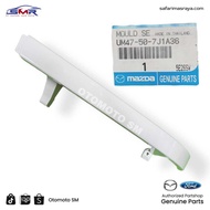 Lower Head Lamp List Lower Right Headlight Mazda B2500 / B Series Original UM47507J1A36