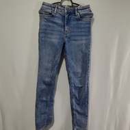 Preloved Women Jeans H&M