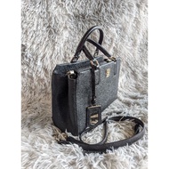 Louis Quatorze Sling bag