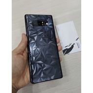 The back sticker Samsung Note 8 3D diamond is scratch-resistant, non-fingerprint