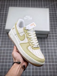 Nike Air Force 1 Low 檸檬黃板鞋