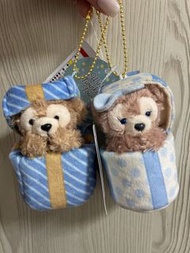 東京迪士尼2022 Duffy and Friends 冬日禮物盒Duffy, Shellie May鎖匙扣Keychain