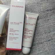 Clarins 潤色防曬，潤粉色