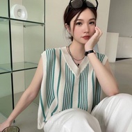 Dahong A124 เสื้อกั๊กไหมพรมแขนกุดลายทาง หน้าวี แฟชั่นสไตล์เกาหลี