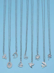1條簡約時尚不鏽鋼吊墜項鍊,附有9種不同的設計,適合女性日常佩戴,鎖骨鏈
