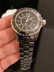 合法登記 保證真品‼️新款錶扣❤️附保證卡、保固 9成新 33mm Chanel 香奈兒 J12 陶瓷錶