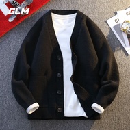 เสื้อคาร์ดิแกนผู้ชายแขนยาวคอโปโลทรงหลวมสไตล์ลำลองฤดูใบไม้ผลิและฤดูใบไม้ร่วง GLM ดีไซน์เสื้อสเวตเตอร์