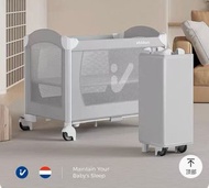 全新，可摺嬰兒床