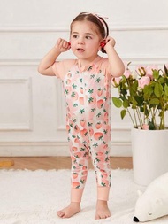 SHEIN 嬰兒女孩可愛短袖數字印花草莓裝,帶頭箍的家居服裝