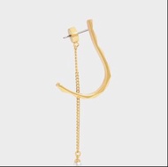 Brand new Charles & Keith earrings-gold 小ck 金色 耳環