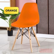 Curvy Nordic Chair PU Leather Material Solid Wood Leg Modern Dining Chair Eames Lounge Chair Kerusi