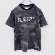 古著CHOCOLATE 圓領T卹，短袖，迷彩圖案，卡其色，小號