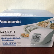 Brand New Panasonic Electronic Rice Cooker SR-DF101 750W 1L. Local SG Stock and warranty !!