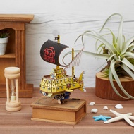 Azone Polar Diving Wooden Art ki-gu-mi