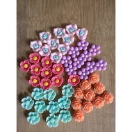 RM4.50/50 pieces : TF-808 - Resin - Bunga - Flower - 1.3 cm to 1.5 cm