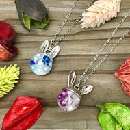 雪兔 玻璃球 項鍊【玩雪的小兔】