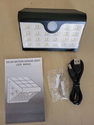 防水太陽能燈~28 LED 白燈3面白光太陽能燈(亦可usb衝電)