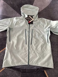 Kailas Gore-Tex Pro 防水外套