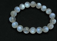 顆顆藍光 月光石 水晶手鍊 11mm 六月誕生石。Moonstone Bracelet . 觀塘有自取店。