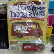 Lledo Days Gone Classic Trucks & Vans Issue 49- SUN-PAT CRUNCHY Van & Magazine LOT2F5510#2601