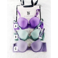 VS lightly lined bra size 34B