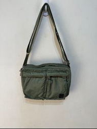 「 二手包 」 Porter 斜背包（綠色）242