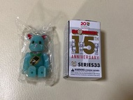 Bearbrick Series 33 100% Bearbrick夜光招財藍貓