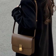 CELINE 棕色金扣中號BOX豆腐包24*19*7 98新配件塵袋