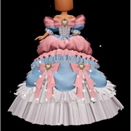 [read description] Royale High - Crowned Court Set