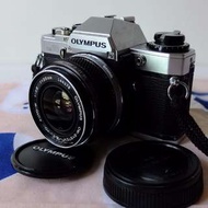 日本 OLYMPUS OM-10 菲林相機連 35mm f2.8 鏡頭 合影戶外、美食、微距小物的朋友！