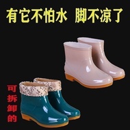 【橙子铅笔文具店】 雨鞋女低筒牛筋底四季工作鞋韩版短筒防水防滑耐磨雨靴保暖水鞋女Rain shoes for women low tube beef tendon sole four seasons 
