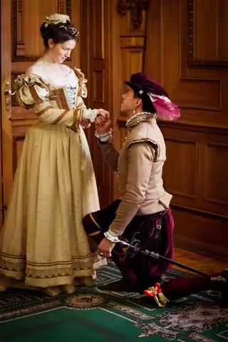 16th Century Costume Woman Men Italian Renaissance Gown ren fair corset dress Prince Tudor King Cost