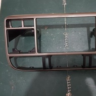 Frame panel tengah dashboard head unit Nissan Xtrail T30