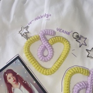HANDMADE CROCHET IU-UEANA FANDOM LOGO KEYCHAIN 钩织IU标志挂件
