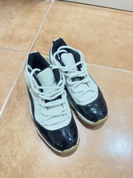 Air Jordan 11 Low Concord