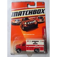 Matchbox Ford F-350 Ambulance E-350 Ambulance Matchbox 08 Ford E-350 Ambulance Mbx Emergency Respons