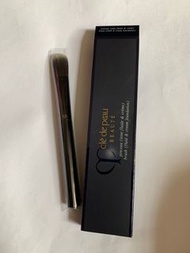 Cle de peau foundation brush 粉底掃
