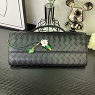 BV新品 Andiamo Clutch 小皺菊手拿包 順豐包郵 原裝盒袋全配