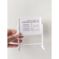 Photo Props Display - Whiteboard (HD1)
