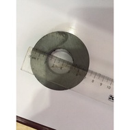 Ferrite magnet 70x10, hole 32mm