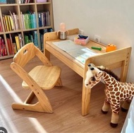 Buono 兒童學習桌椅套裝