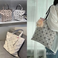 Japan Direct Mail Issey Miyake Issey Miyake Bag Six-Grid Bag Diamond Bag Portable Shoulder Bag Diagonal Bag