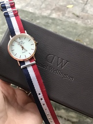 [HCM]Đồng hồ nữ DW size mặt nhỏ mặt trắng kim dạ quang